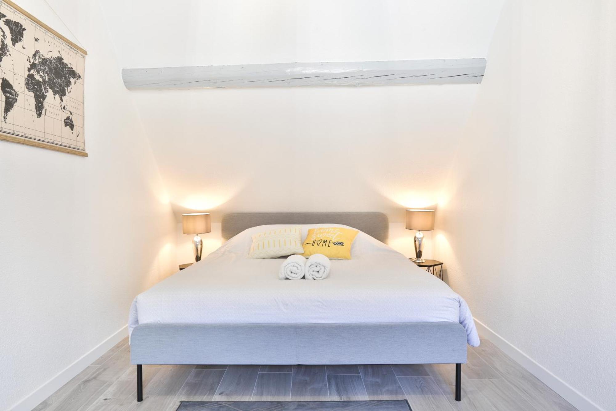 Appartements Duplex 3 Et 4 Personnes - Climatisation - Village Elu Parmi Les "Plus Beaux Villages De France" - Route Des Vins - Centre Alsace Bergheim Exteriör bild