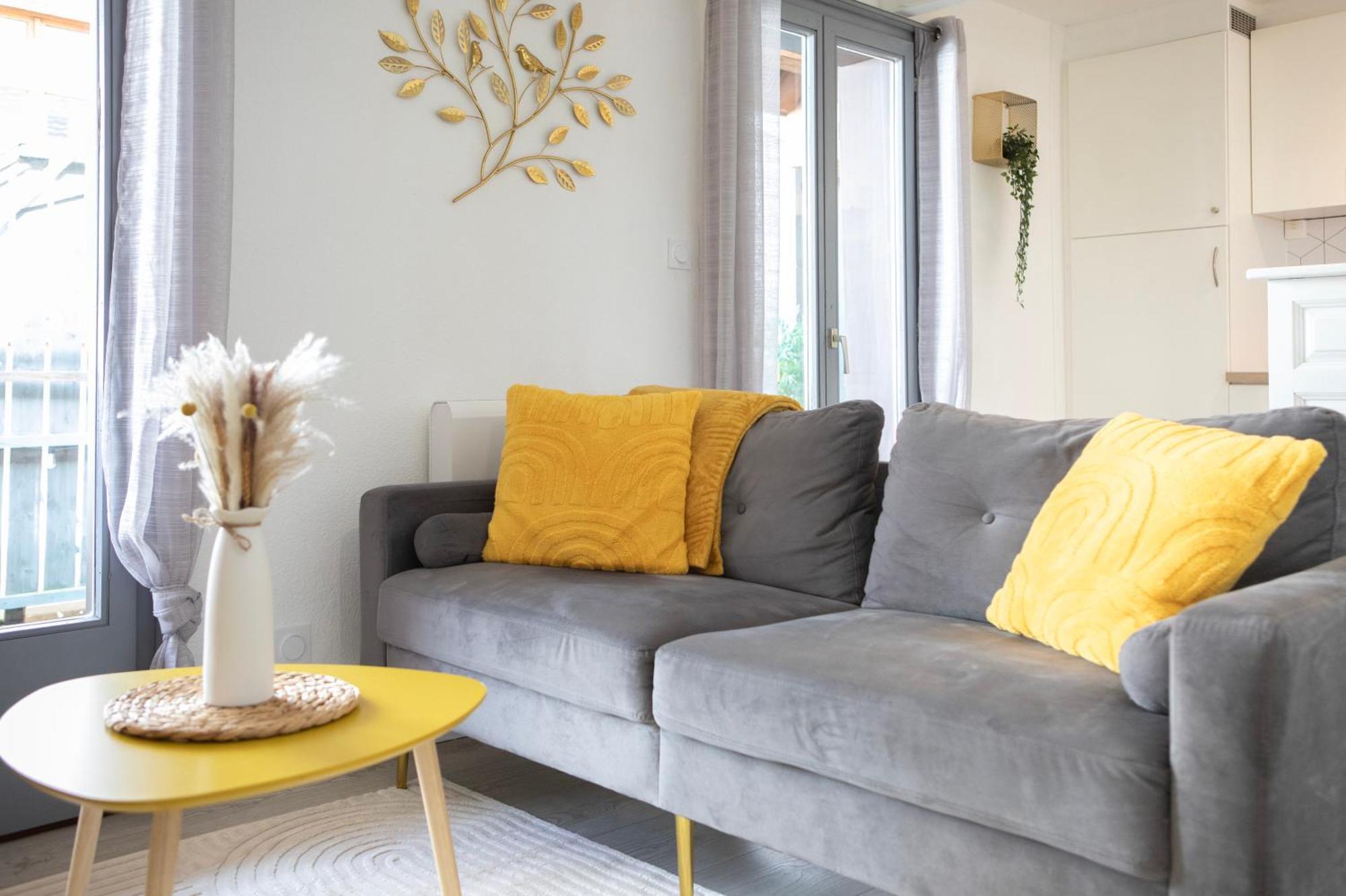 Appartements Duplex 3 Et 4 Personnes - Climatisation - Village Elu Parmi Les "Plus Beaux Villages De France" - Route Des Vins - Centre Alsace Bergheim Exteriör bild