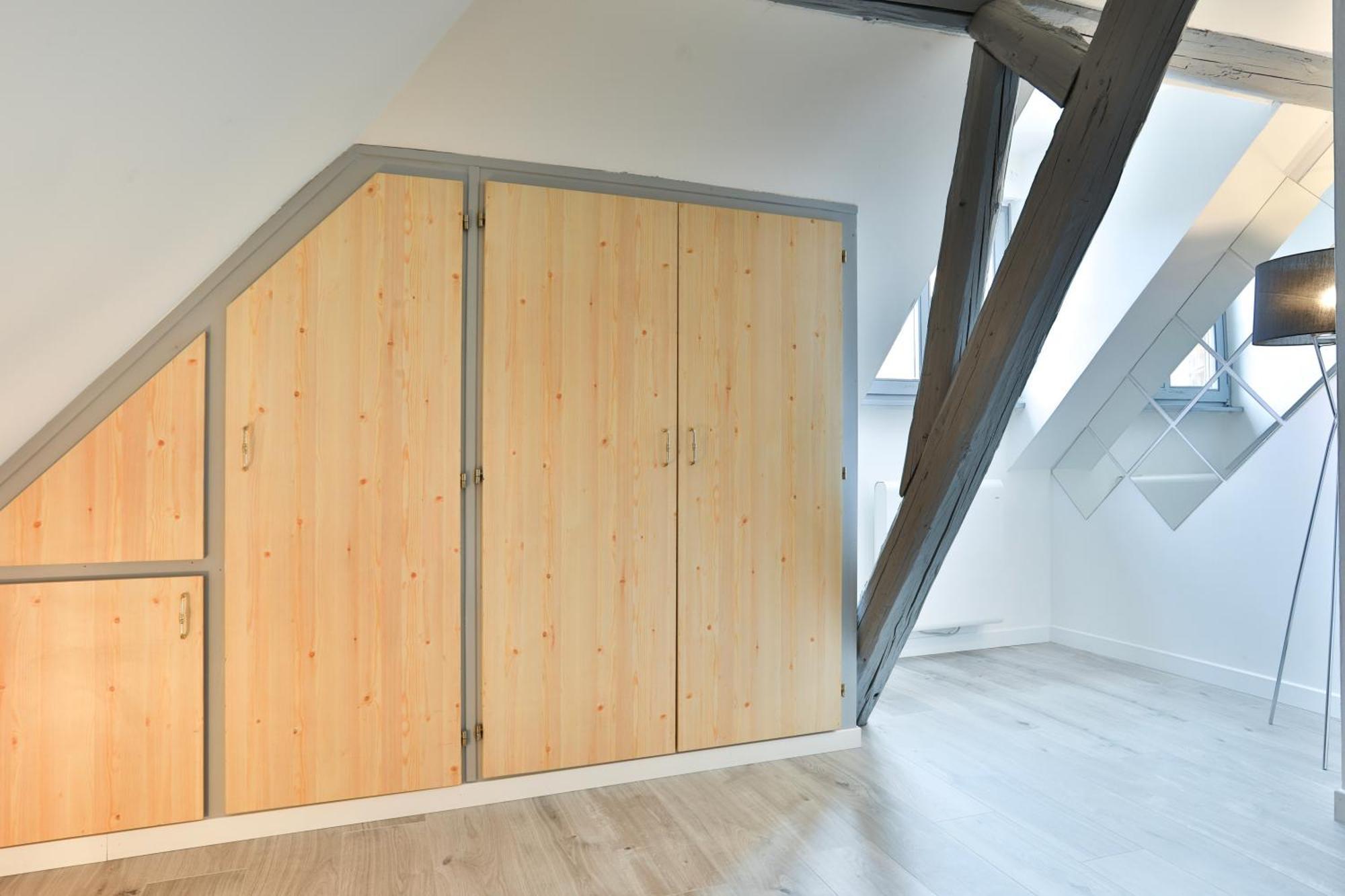 Appartements Duplex 3 Et 4 Personnes - Climatisation - Village Elu Parmi Les "Plus Beaux Villages De France" - Route Des Vins - Centre Alsace Bergheim Rum bild